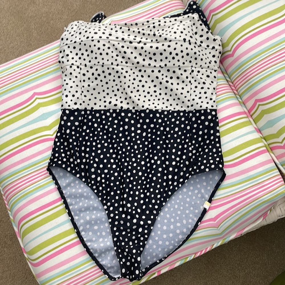 Women's Summersalt Swimsuit - Picture 3 of 5